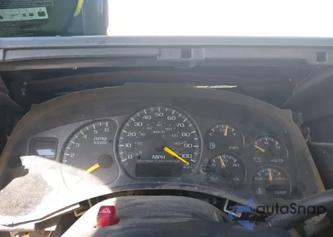 2001 Chevrolet Silverado from USA, damaged, VIN 1GCHK24U51E147005